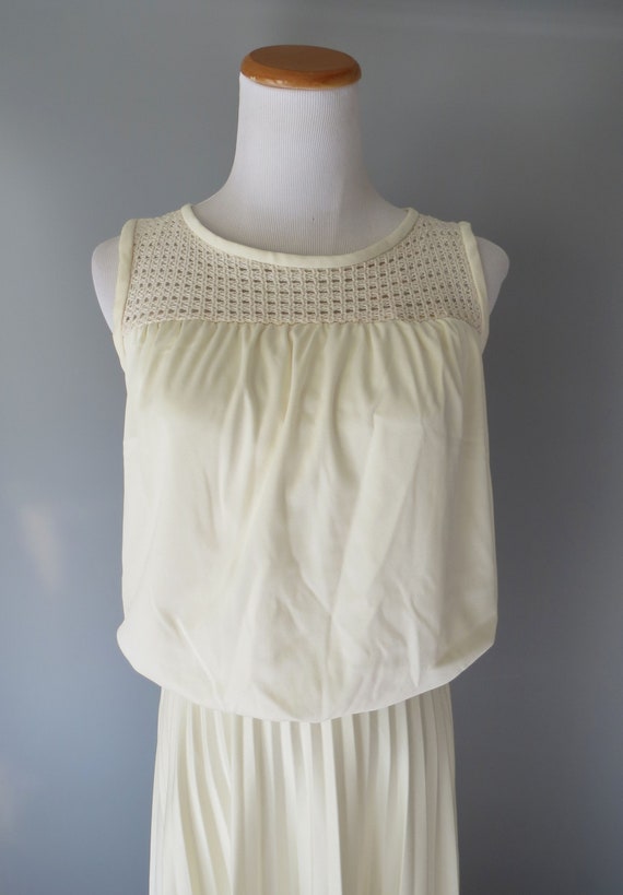 70s Wedding Dress Crochet Cream Maxi - image 3