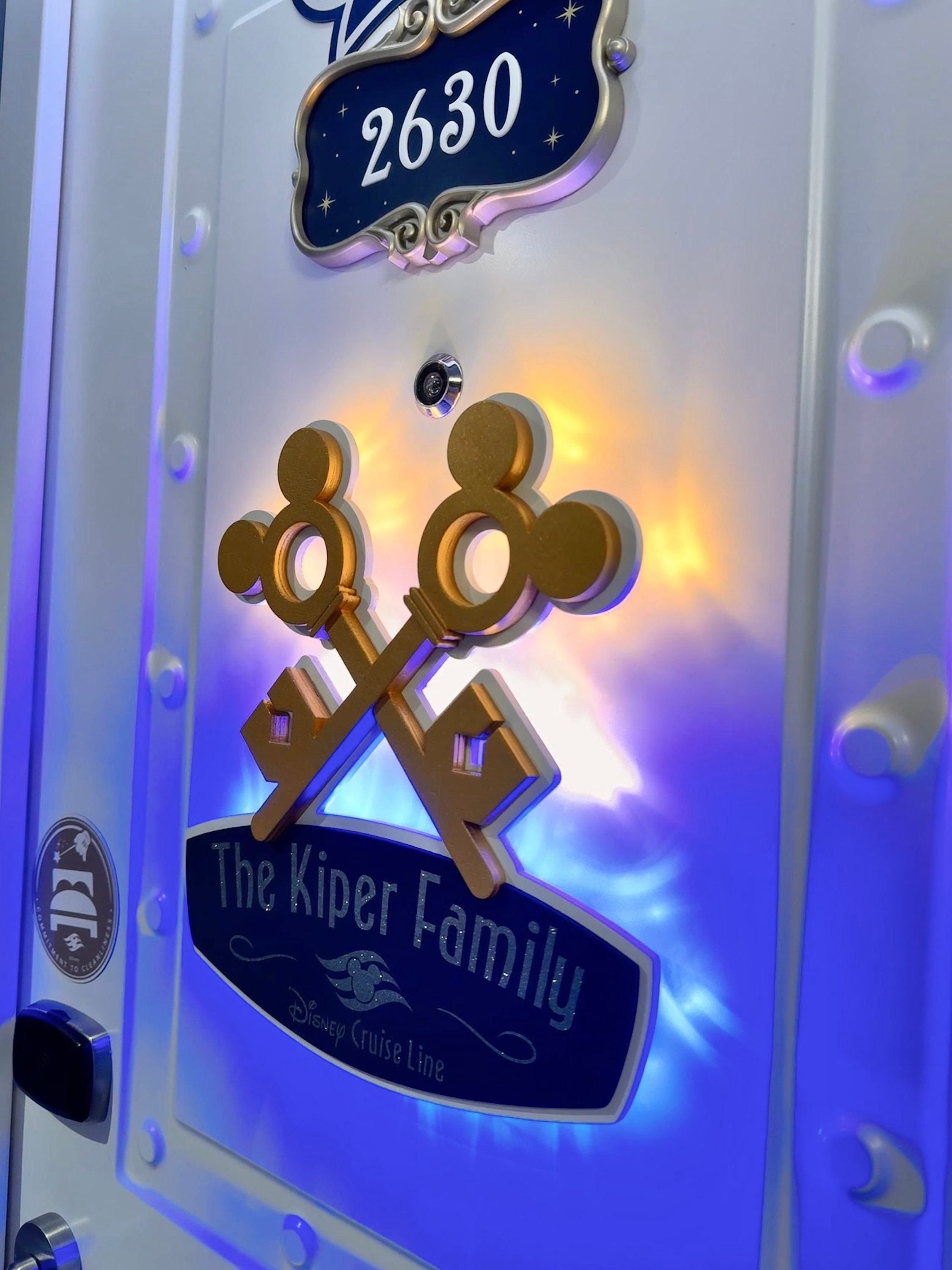 Concierge Keys - Disney Cruise Line - Platinum - Wooden Cruise