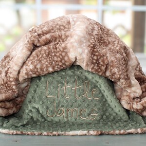 Fawn Cappuccino Luxe Cuddle® Minky Fabric From Shannon Fabrics | 10mm High Pile Plush Minky | Ultra Soft Luxury Faux Hide Fabric afbeelding 3