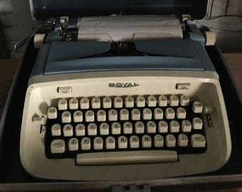Vintage Royal Manual Typewriter with Case