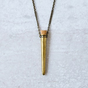 Mini Bottle Pendant » Essential Oil Necklace » Perfume Bottle » Snuff Bottle » Spike Necklace » Boho Layering Yoga Crystal Necklace