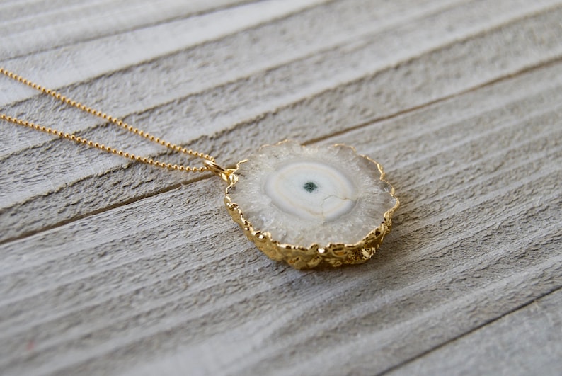 Gold Solar Quartz Necklace Quartz Jewelry Quartz Pendant Etsy