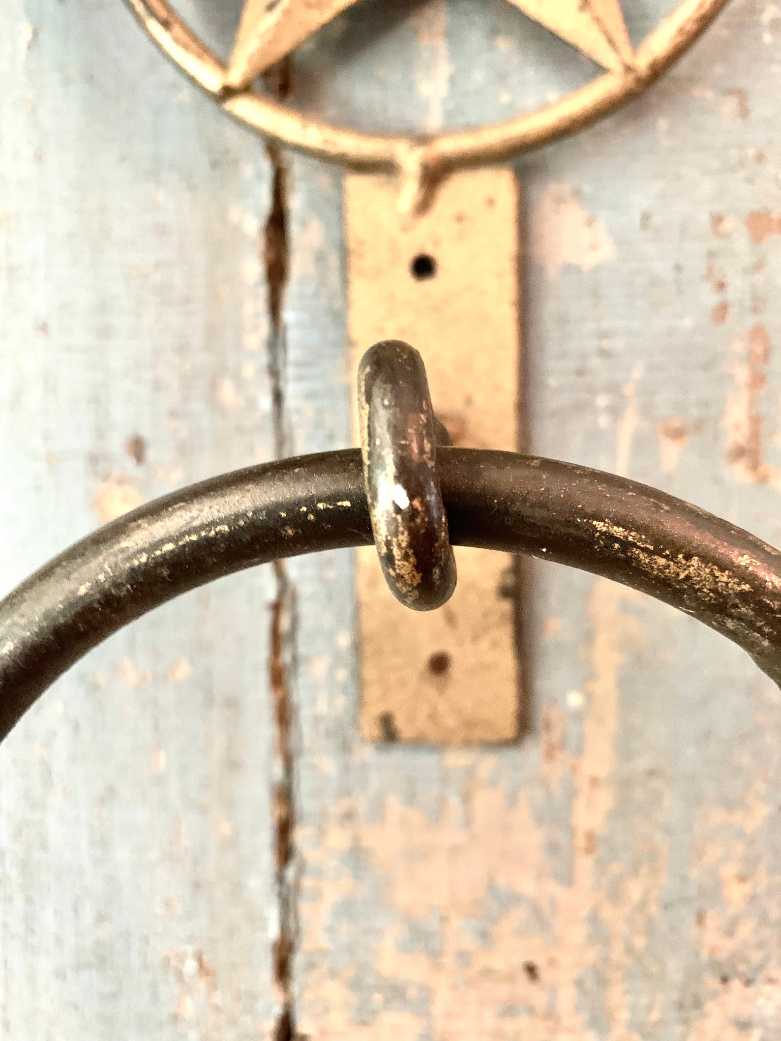 Tiradores de anillo de hierro fundido o soportes de toalla | Etsy