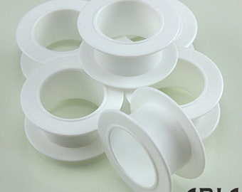 EMPTY WHITE SPOOLS: Small White Spools for Ribbon, Leather Cord, or Trimming Organization, 1/2" x 1 1/2" (6 spools)