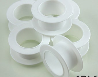 EMPTY WHITE SPOOLS: Small White Spools for Ribbon, Leather Cord, or Trimming Organization, 1/2" x 1 1/2" (6 spools)