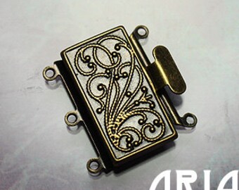 NOUVEAU BOX CLASP:  23x21mm Antiqued Brass Three Strand Nouveau Box Clasp (1)