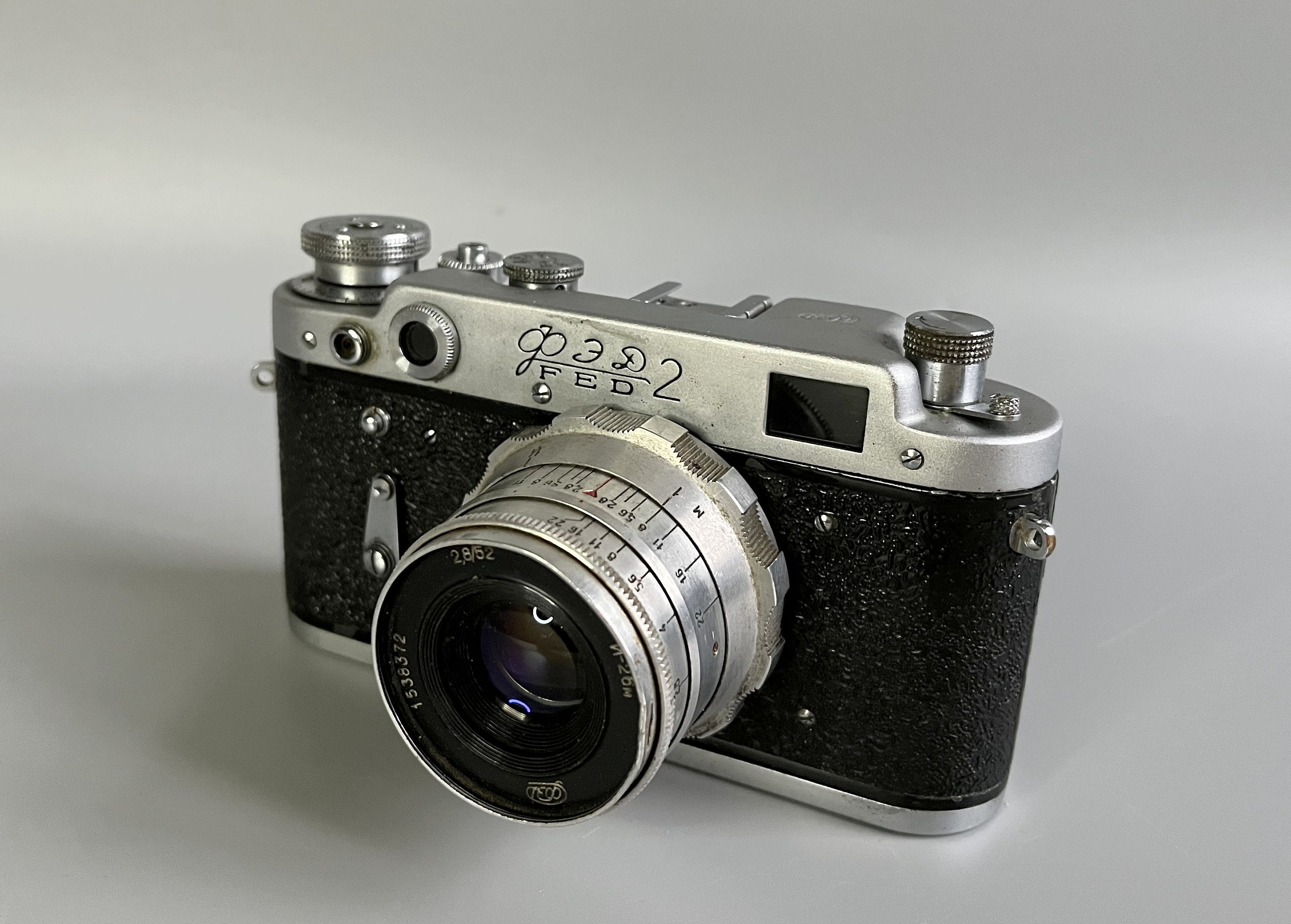 ビンテージ FED 2 35mm フィルムカメラ（ソ連製） - Industar I-26 M