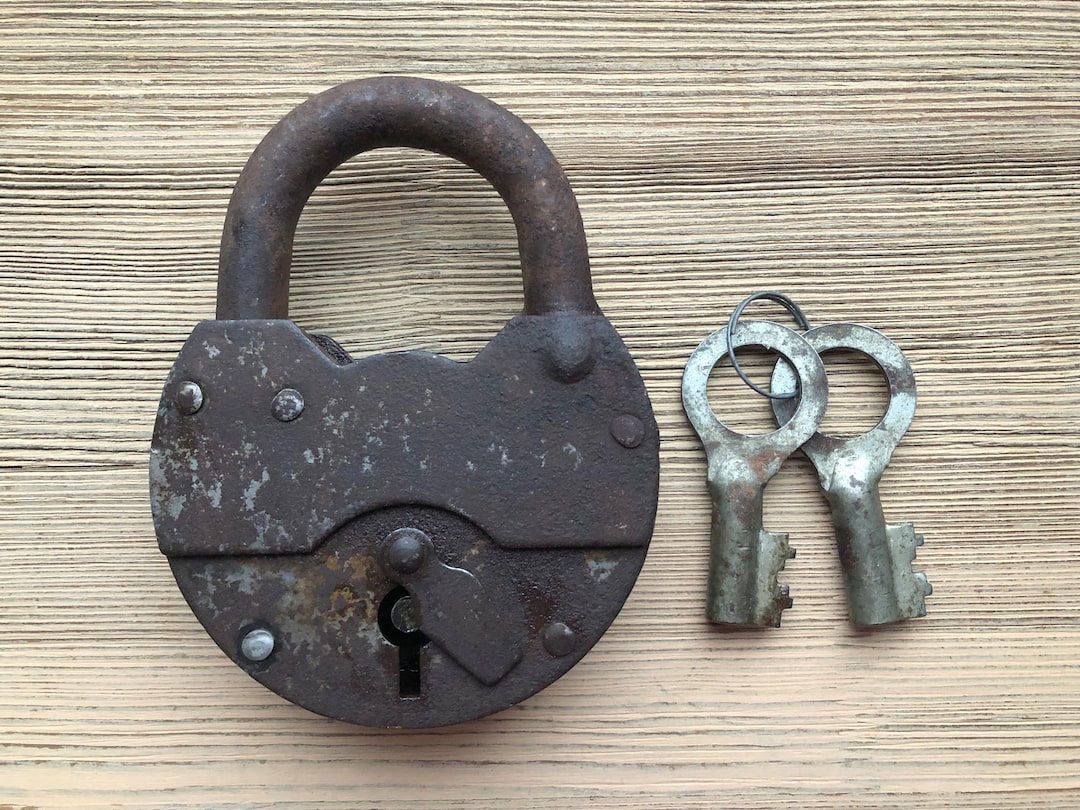 Vintage Steel Barn Lock: Large Antique Padlock With Keys - Etsy