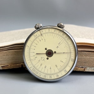 Stary linijka logarytmiczna Radziecki inżynier Linijka okrągła Materiały biurowe i szkolne ZSRR Lata 70. XX wieku Inżynierskie narzędzie matematyczne