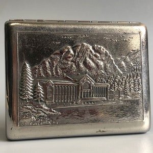 Étui à cigarettes soviétique vintage Ritsa, maison d'été du lac Staline, URSS, étui pour cartes de visite en métal, étui à cigarettes