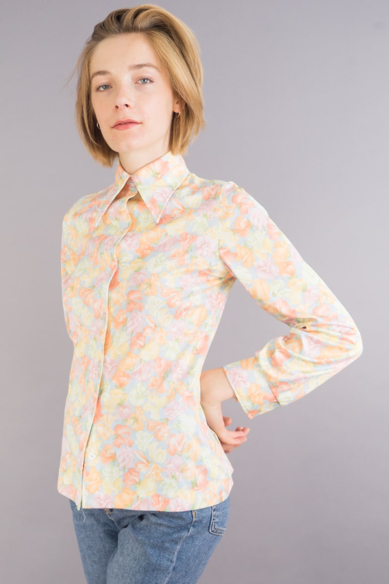 flower child print collared button-up