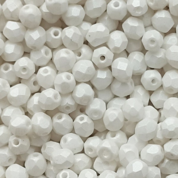 4 mm, blanc brillant, 50 pièces, perles tchèques en verre poli au feu, blanches, rondes, bohèmes, facettées, perles de verre bohème