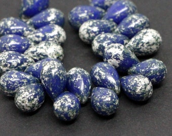 25 Stück dunkelblau gesprenkelte tschechische Glastropfen 6 x 9 mm Blaue Tropfen vintage glas briolette dunkelblau antikes Silber