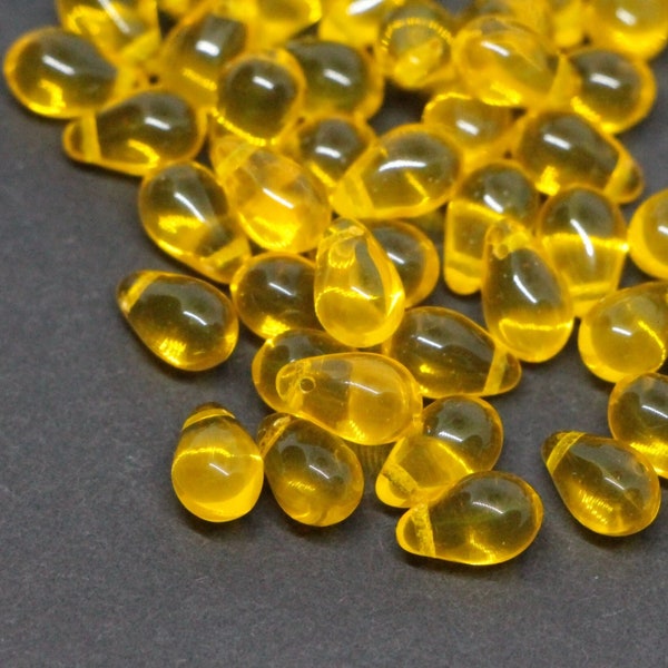 25pcs Czech Glass Drop Beads 6x9mm Yellow Czech Glass Teardrops Briolette lemon yellow