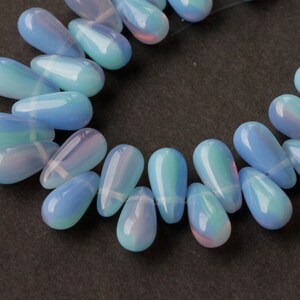 15 st Mix Opal Mjölkblå Rosa Tjeckiska Glaspärlor 6 x 13 mm Tjeckiska Glas Långa Dropppärlor Briolette