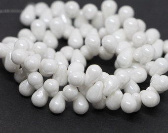 50 Uds. Gotas de cristal checo blanco perla 4x6mm pequeñas lágrimas blancas brillo blanco Briolette pequeño