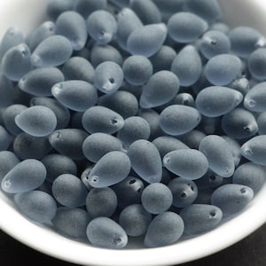 25 stuks mat montanablauw Tsjechische glaskralen 9 x 6 mm Tsjechische tranen matblauw Tsjechische briolette denimblauw diep 6 x 9 mm druppelkralen mat