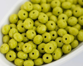 50 Stück Grün Olivine Rondelle Bead 5 x 3 mm Tschechische Glasschliffperlen 5 x 3 mm kleine Rondo Polish facettierte Perlen