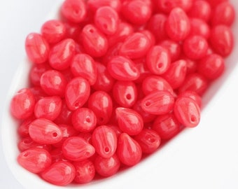 25pcs opal red Czech glass drop beads 5x7mm Milky Red Czech Glass Teardrop Beads Mini Briolette Red