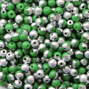 100 Stück Silber-Grüne Runde Perlen 3mm Böhmische Glasdruckperlen 3mm Klein Glatte Runde