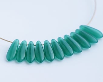 50pcs Milky Emerald 3x11mm Green Daggers Czech Glass Leaf Pressed Daggers Beads 11mm Opal Dark Green malachite glass drops