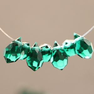 5pcs Preciosa Crystal pendants 6x10mm Emerald Czech Crystal Teardrops drops briolette green