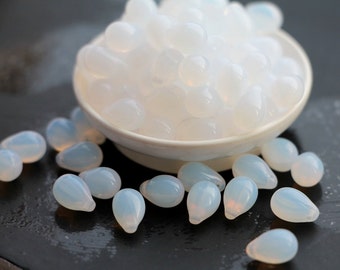 Teardrops 6x9mm (25pcs) Opal Milky White Czech Glass Beads Tiny Drops briolette czech drop bead moonstone white glass