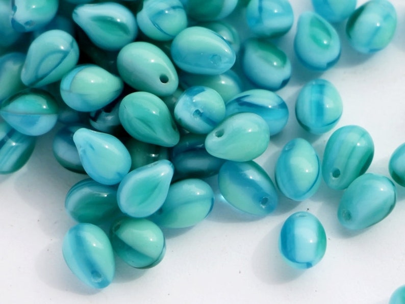 Czech Glass Green Pale Blue Shade Drop Beads Briolette Mixed Colors 25pcs Mix Color Teal Green Blue Turquoise Drops 5x7mm