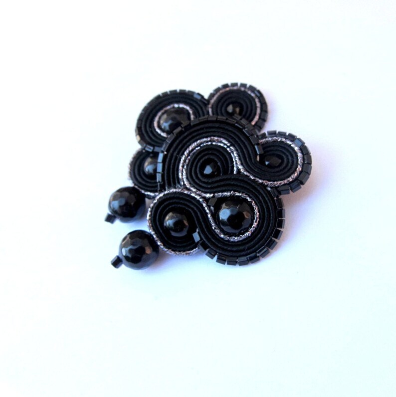 Black clip-on earrings, 90s earrings for woman ,soutache earrings, onyx earrings, clip on earrings art image 5