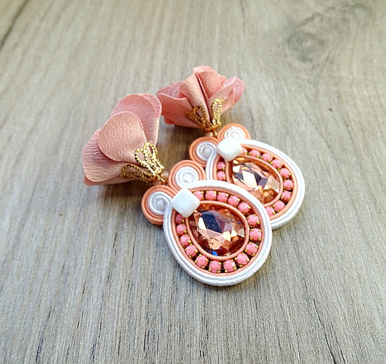 Crystal Bridal Earrings with Flower Tassels, Peach Pink and white Soutache Earrings clip-on image 4