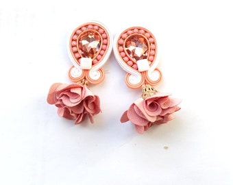 Crystal Bridal Earrings with Flower Tassels, Peach Pink and white Soutache Earrings clip-on