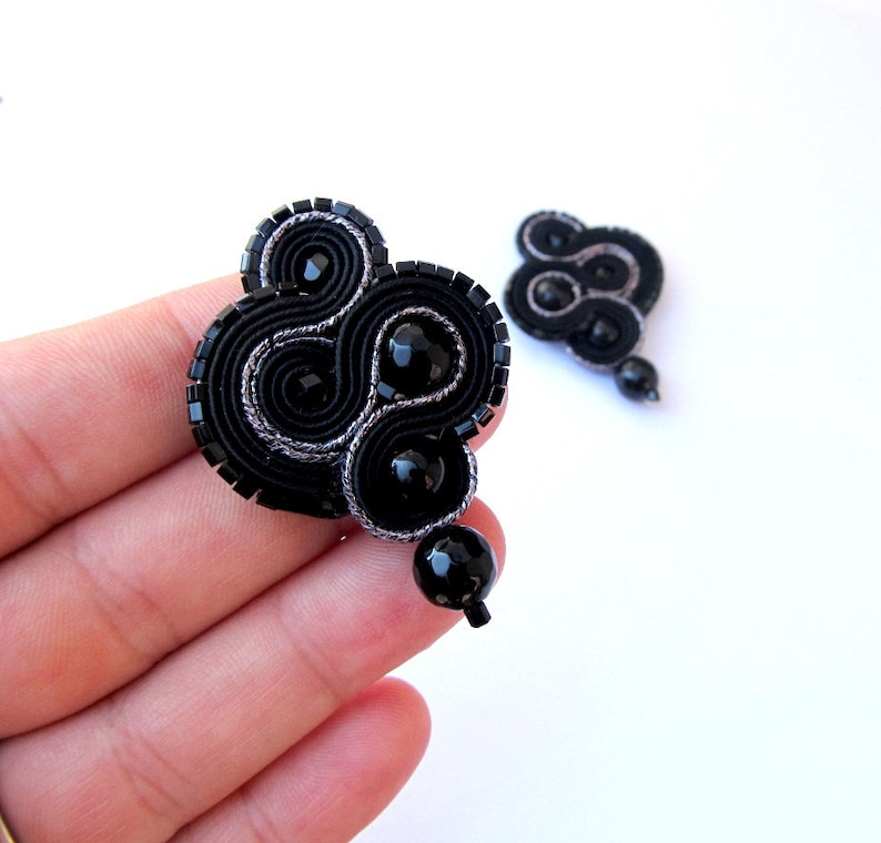 Black clip-on earrings, 90s earrings for woman ,soutache earrings, onyx earrings, clip on earrings art image 1