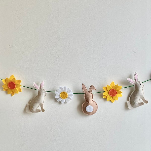 Handmade Easter Bunny Garland Bunting with Daffodils and Daisies 2m. Easter Decoration. Spring Garland. Home Decor. Nursery
