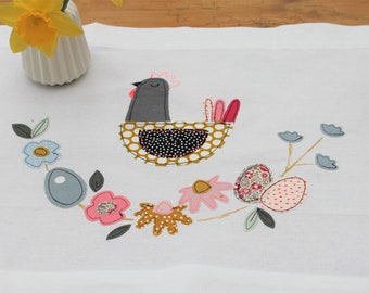 Short delivery time, Easter table runner, Easter tablecloth, Easter bunny Easter eggs, spring, Easter decoration, spring decoration, chicken, hen