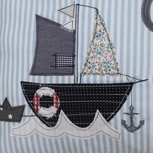 Kissen mit Namen Kissenbezug Kissen Geburt Baby Kissenhülle Kissen personalisiert Segelboot Kuschelkissen Kinderkissen Babykissen Bild 4