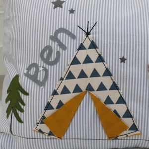 Kissen mit Namen Kissenbezug Kissen Geburt Baby Kissenhülle Kissen personalisiert Tipi Bär Kuschelkissen Kinderkissen Babykissen Bild 4