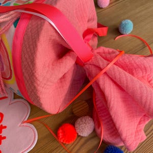 Schultüte Musselin Schultüte Stoff Schulanfang Schultüte Mädchen Einschulung Schultüte bunte Regenbögen rainbow Herz Wolken Milla Louise