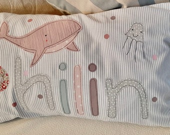 Coussin avec nom, taie d'oreiller, naissance, bébé, taie d'oreiller, personnalisé, nom, coussin câlin, coussin pour enfants, coussin baleine