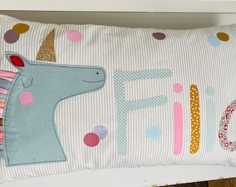 Kissen mit Namen Kissenbezug Kissen Geburt Baby Kissenhülle Kissen personalisiert Nameskissen Kuschelkissen Kinderkissen Kissen Einhorn