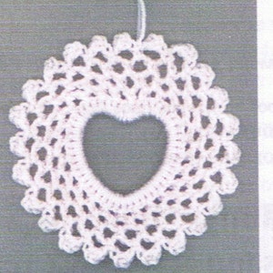 heart crochet ornament/crochet pattern