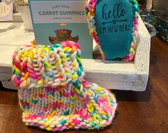 4-12 month booties, baby gift, baby booties, hello I’m new here, baby sock, baby, baby shower gift, knit in NY, extrafine merino wool