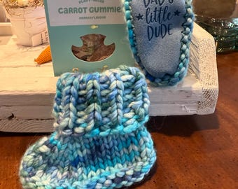 Newborn booties, blue baby booties, dads little dude,, baby sock, baby, baby shower gift, knit in NY, extrafine merino wool, baby boy gift