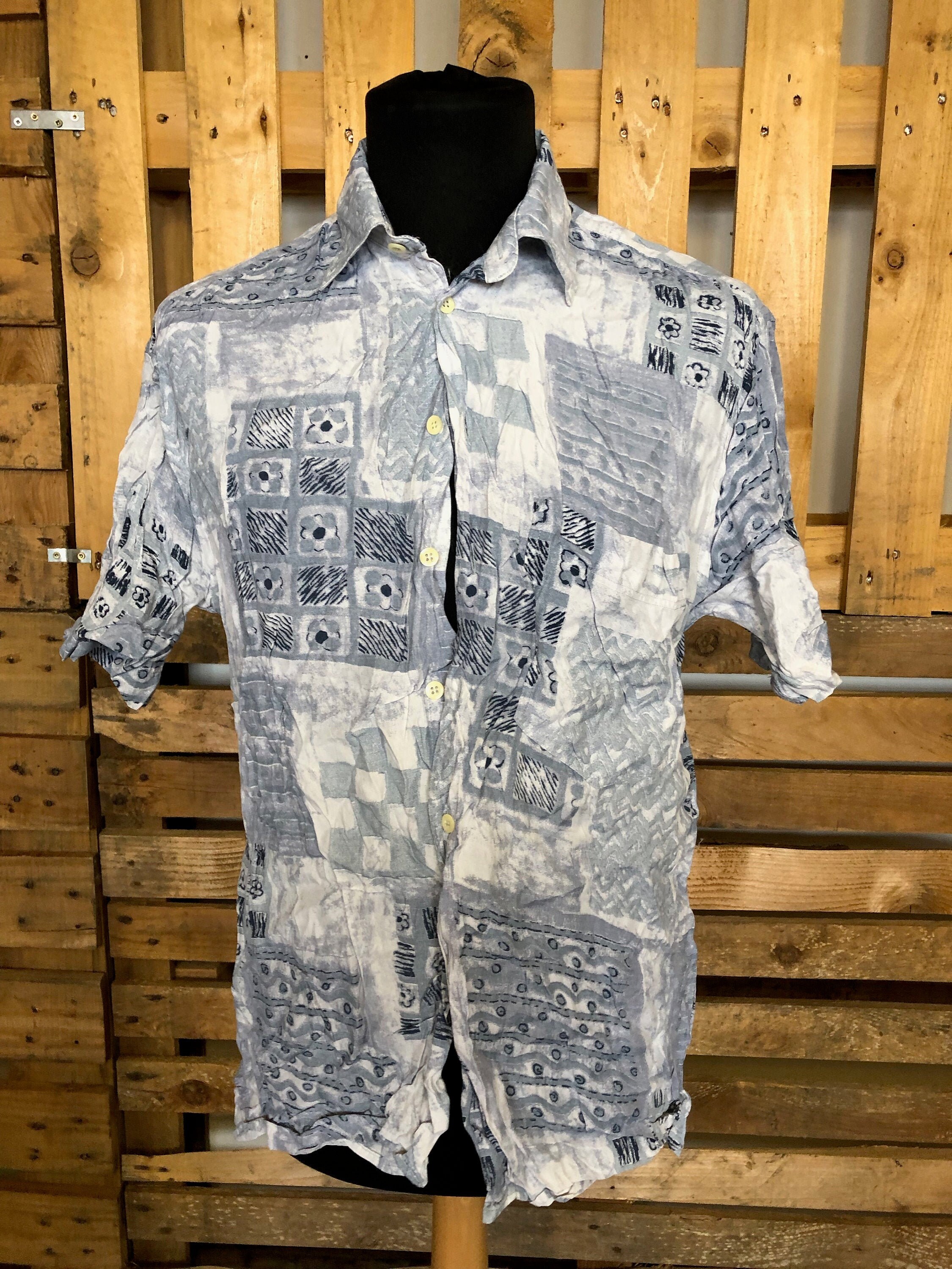 Image of Vintage Funky Unisex Oversized Shirts - 90S Fresh Prince Style Oversized Shirts Size S/M