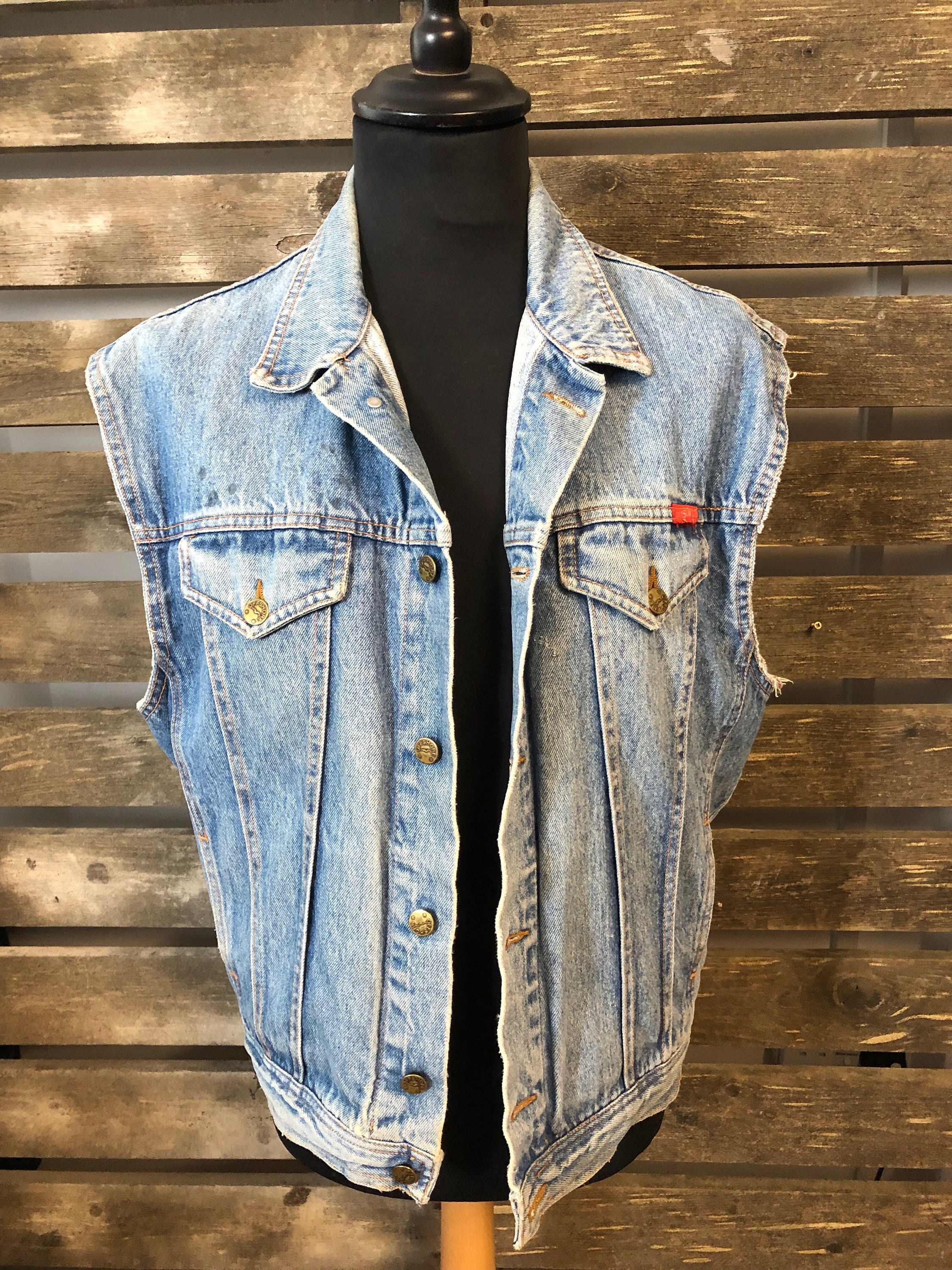 Image of Vintage Denim Sleevless Jacket - Retro 80S/90S Denim Jacket Size M/L