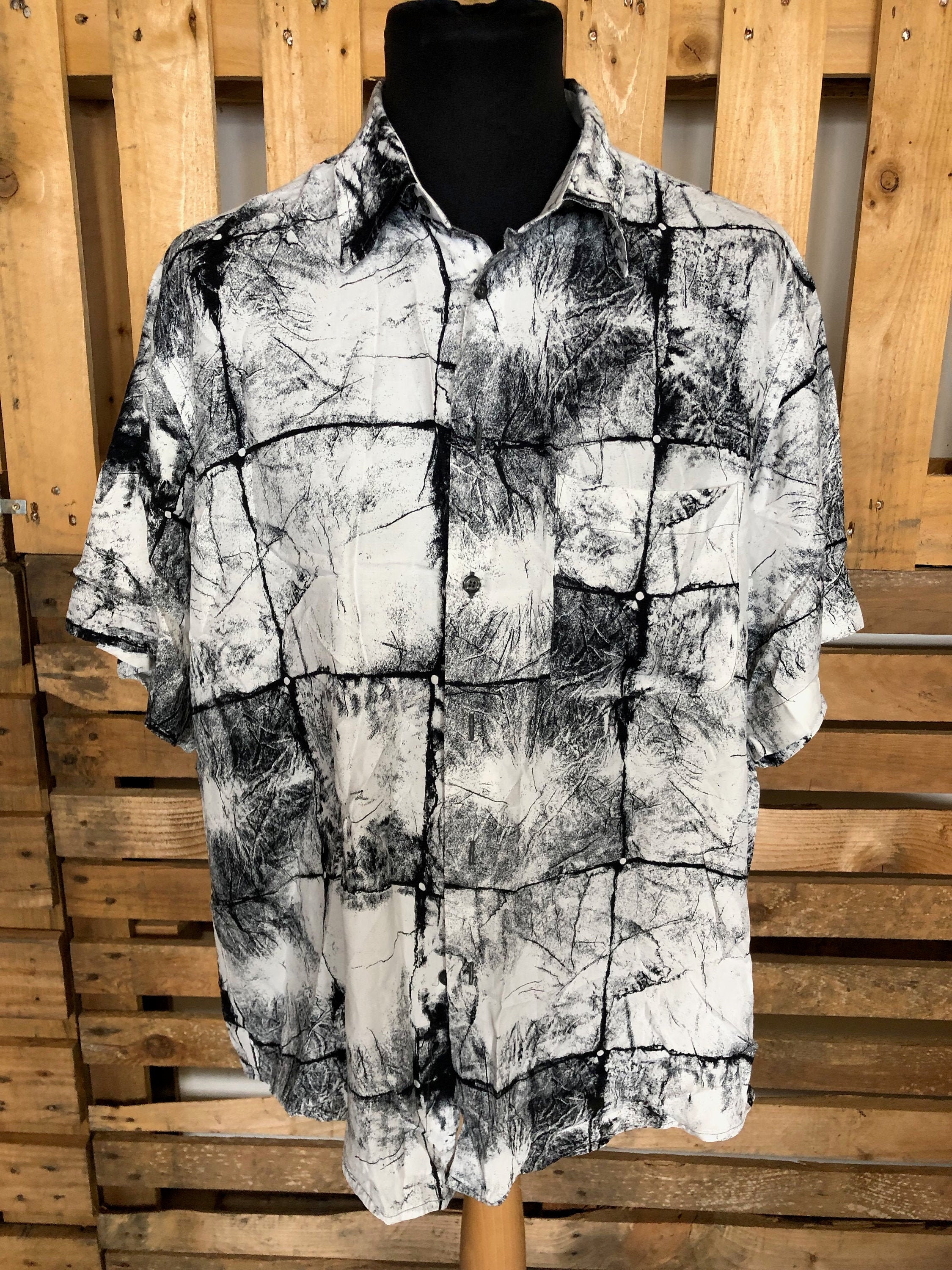 Image of Vintage Funky Unisex Oversized Shirts - 90S Fresh Prince Style Oversized Shirts Size Xl