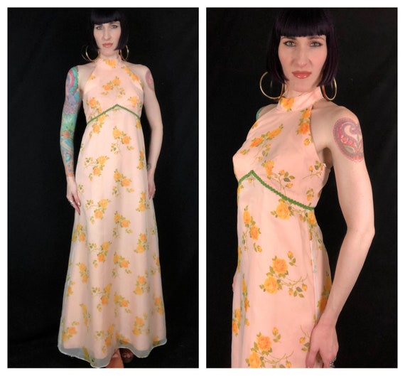 Vintage 1970's Peachy Orange Creamsicle Floral Ro… - image 1