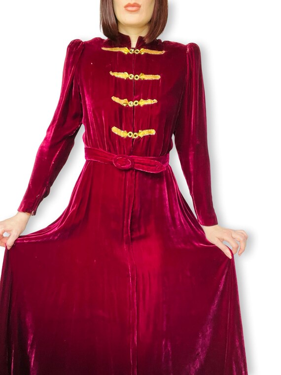 red velvet puff sleeve dress Jessie Plum Velvet Puff Sleeve Dress Ro&Zo