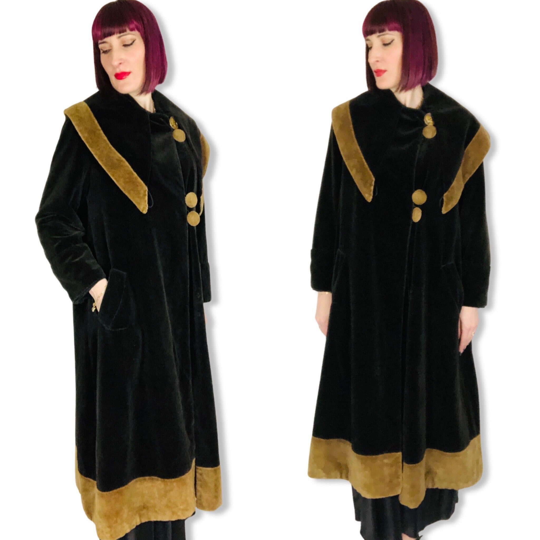 Antique Victorian Black & Brown Plush Velvet Overcoat - size Medium to Large