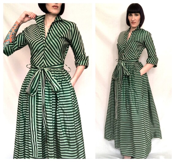 Striking Vintage 1950's Mint and Forest Green Sha… - image 1