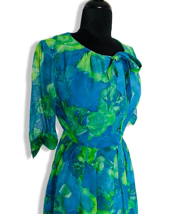 Vintage Early 1960's Blue & Green Watercolor Flor… - image 6